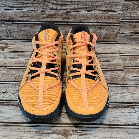 New Men's Nike Kyrie Flytrap 6 Orange Trance Yellow Strike - Picture 2 of 9
